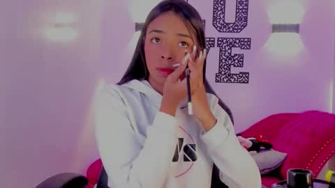 Natasha  online show from 1, 12, 2025