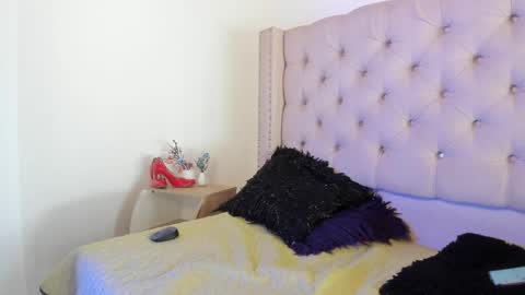 Natasha Claus online show from 15, 5, 2026