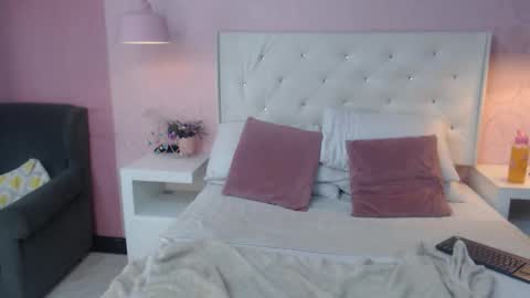 natashabrinkley online show from 6, 10, 2025