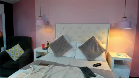 natashabrinkley online show from 6, 11, 2025