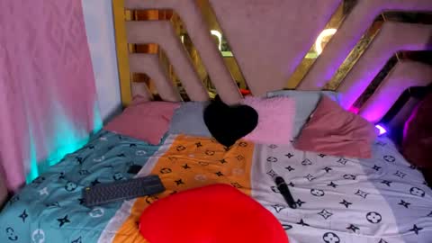 Natasha online show from 13, 2, 2025