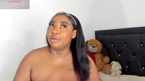 Snapshot of natassha_brown chatting on 19, 2, 2025 Natassha online show from 19, 2, 2025