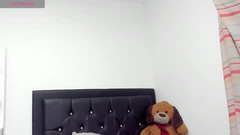 Snapshot of natassha_brown chatting on 12, 3, 2025 Natassha online show from 12, 3, 2025