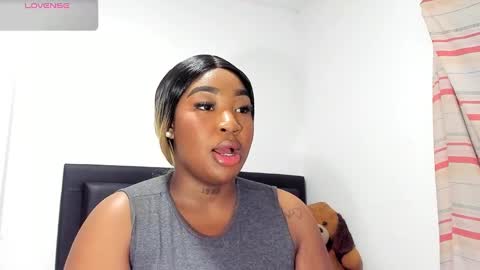 Snapshot of natassha_brown chatting on 12, 3, 2025 Natassha online show from 12, 3, 2025