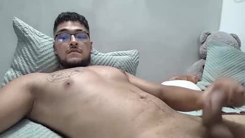 Snapshot of nate_torres chatting on 17, 5, 2026 Nate torres online show from 17, 5, 2026
