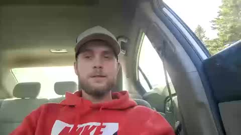 Snapshot of natesbigdick chatting on 12, 10, 2025 natesbigdick online show from 12, 10, 2025