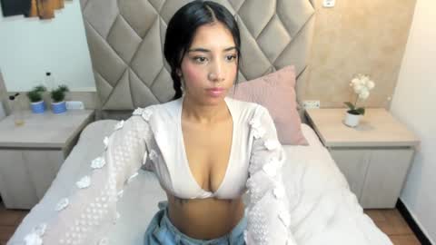 NATH QUIM online show from 28, 1, 2025