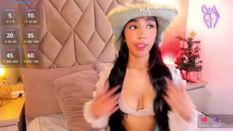 NATH QUIM online show from 25, 11, 2025