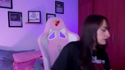 Nathalia Ramirez online show from 27, 2, 2026