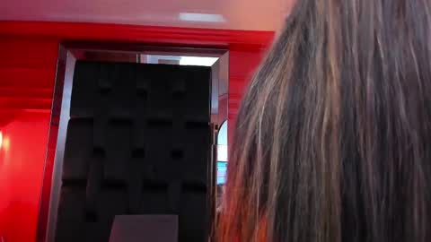 nathalie rossel online show from 4, 3, 2025