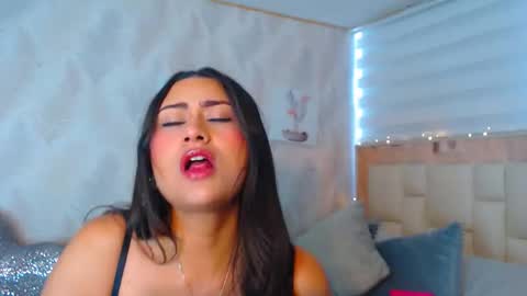 Nathalie Rose online show from 1, 3, 2026