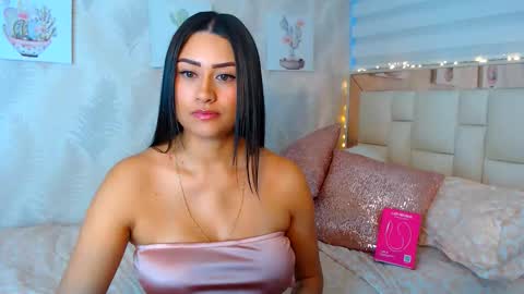 Nathalie Rose online show from 7, 6, 2026