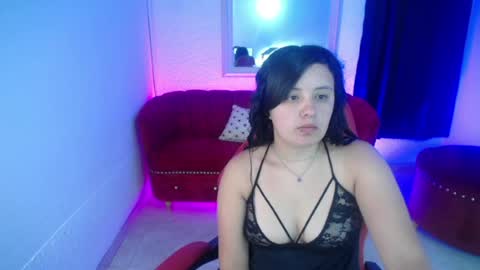 Snapshot of nathaly_low chatting on 3, 7, 2026 nathaly low online show from 3, 7, 2026