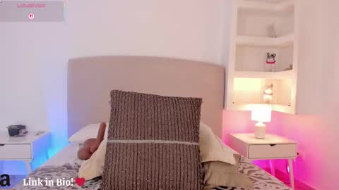 NATHALY  online show from 28, 10, 2025