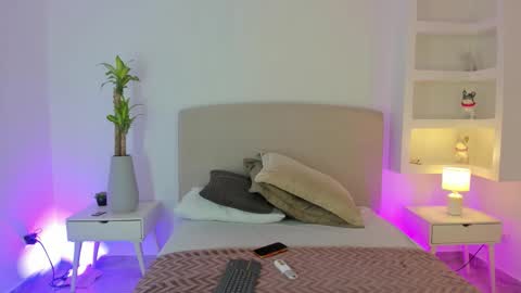 NATHALY  online show from 11, 2, 2026