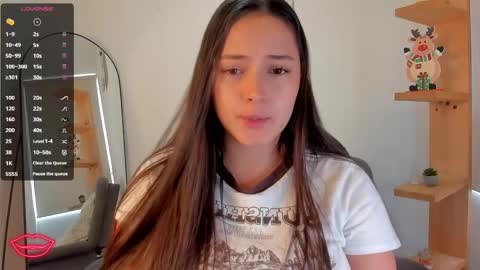 nathalyxx_ online show from 12, 12, 2024