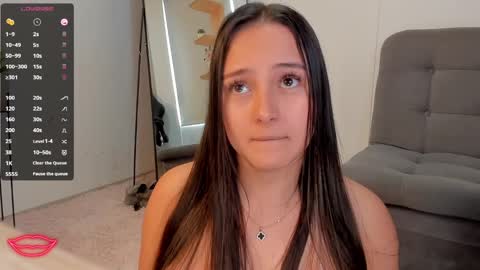nathalyxx_ online show from 18, 12, 2024