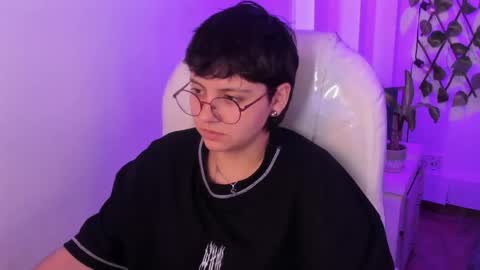 nathalyy_ds online show from 8, 4, 2026