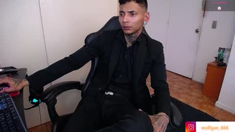 nathan_aress6666 online show from 14, 2, 2026