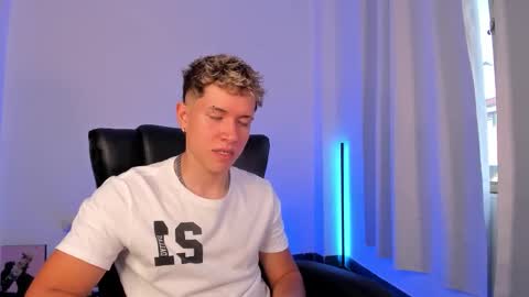 Nathan online show from 26, 11, 2025