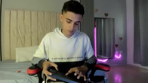 Snapshot of nathan_shimmer chatting on 23, 2, 2026 nathan_shimmer online show from 23, 2, 2026