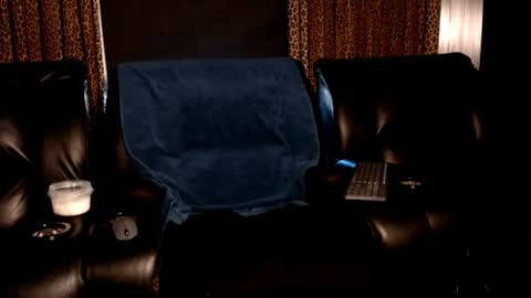 Snapshot of nathaniel_13 chatting on 10, 7, 2026 NathanielFlex online show from 10, 7, 2026
