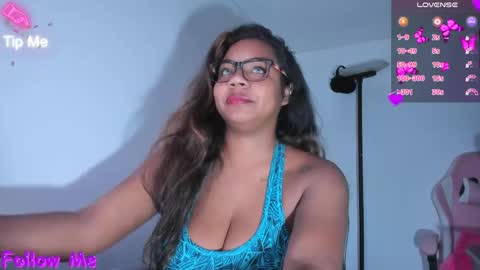 Snapshot of nathasha_jhonsom_ chatting on 12, 5, 2026 Naty online show from 12, 5, 2026
