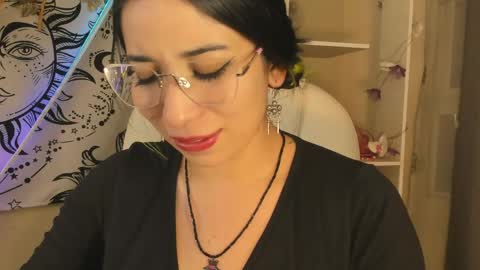 Nat  online show from 15, 4, 2026