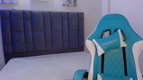 Snapshot of natti_bluee chatting on 2, 4, 2026 natti_bluee online show from 2, 4, 2026