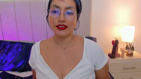 Snapshot of natty_bush chatting on 8, 6, 2026 Nathalie online show from 8, 6, 2026