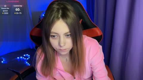 Snapshot of natural_babe666 chatting on 11, 3, 2025 natural_babe666 online show from 11, 3, 2025