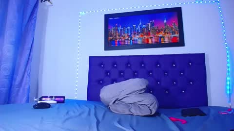  Annie  online show from 8, 3, 2025