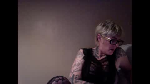 Snapshot of naturalbornsinfull chatting on 4, 2, 2026 naturalbornsinfull online show from 4, 2, 2026