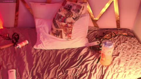 Snapshot of naturall_latina_ chatting on 10, 12, 2024 Sofia online show from 10, 12, 2024