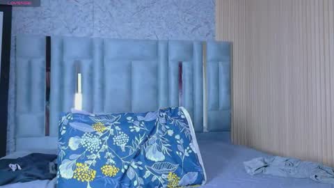 Snapshot of naturaltitss_ chatting on 26, 4, 2026 Gwen online show from 26, 4, 2026