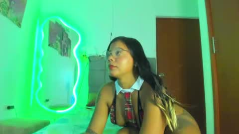 Snapshot of naty_coxx chatting on 7, 6, 2026 NATY COXX online show from 7, 6, 2026