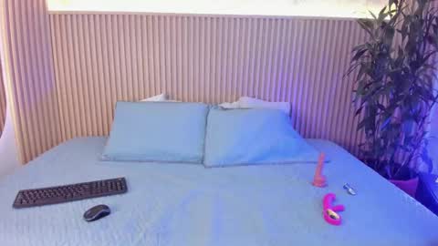 Snapshot of naty_ns chatting on 13, 9, 2025 Naty online show from 13, 9, 2025