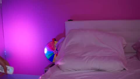 Naty online show from 21, 2, 2025