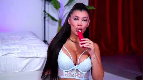 Naty online show from 20, 9, 2025