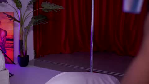 Naty online show from 9, 2, 2026