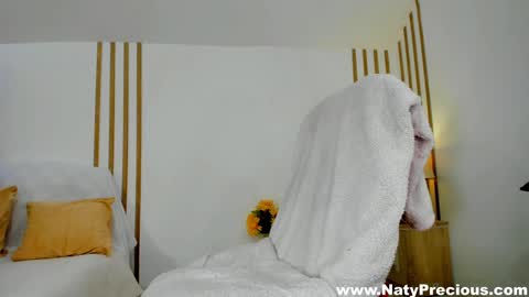 Snapshot of natyprecious chatting on 8, 1, 2025 NatyPrecious online show from 8, 1, 2025
