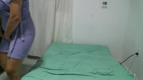 Snapshot of natyscoth chatting on 1, 2, 2025 online show from 1, 2, 2025