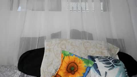 Snapshot of natzurit chatting on 9, 2, 2026 Natzu online show from 9, 2, 2026