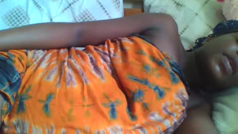 naughtisexy online show from 15, 4, 2026