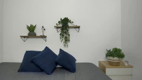 Emily online show from 10, 4, 2026