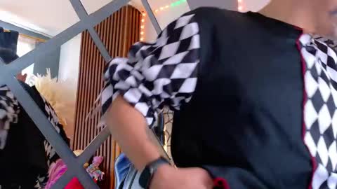 Christopher  Chris online show from 9, 10, 2025