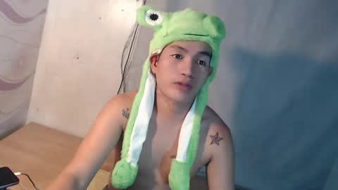 Snapshot of naughty_angelo chatting on 5, 6, 2026 naughty_angelo online show from 5, 6, 2026