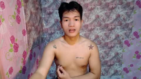Snapshot of naughty_angelo chatting on 5, 7, 2026 naughty_angelo online show from 5, 7, 2026