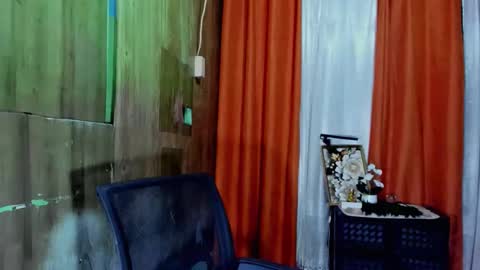 Snapshot of naughty_asian669 chatting on 13, 11, 2025 Melody slut online show from 13, 11, 2025