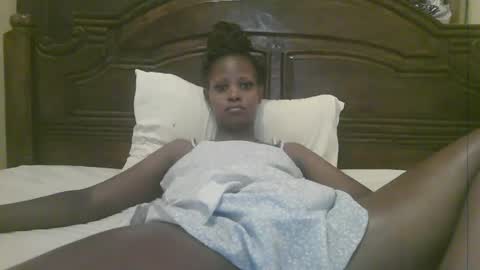 Snapshot of naughty_babe000 chatting on 18, 3, 2026 alisha online show from 18, 3, 2026